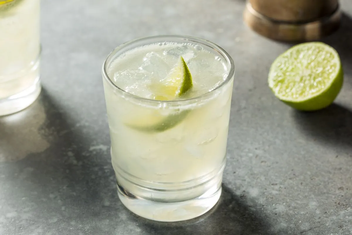 Mastering The Mezcal Margarita: A Smoky Delight Mastering The Mezcal Margarita: A Smoky Delight